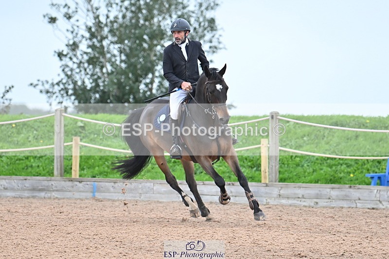 231013A-143338-02734 - Cls 9 Foxhunter & 1.20m Open