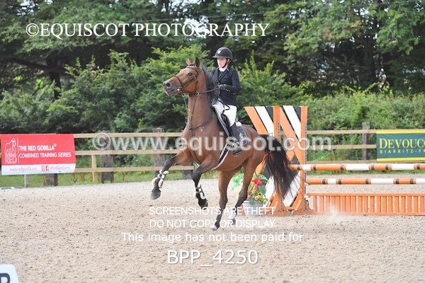 BPP_4250 - CLASS 12 SUN Senior British Novice/ 90cm Open