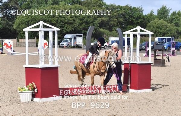 BPP_9629 - CLASS 1 SAT Derby Show Jumping 20CM,
