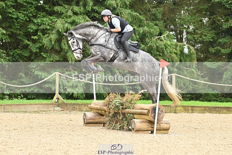 240411-114755-01127 - Group 4 XC