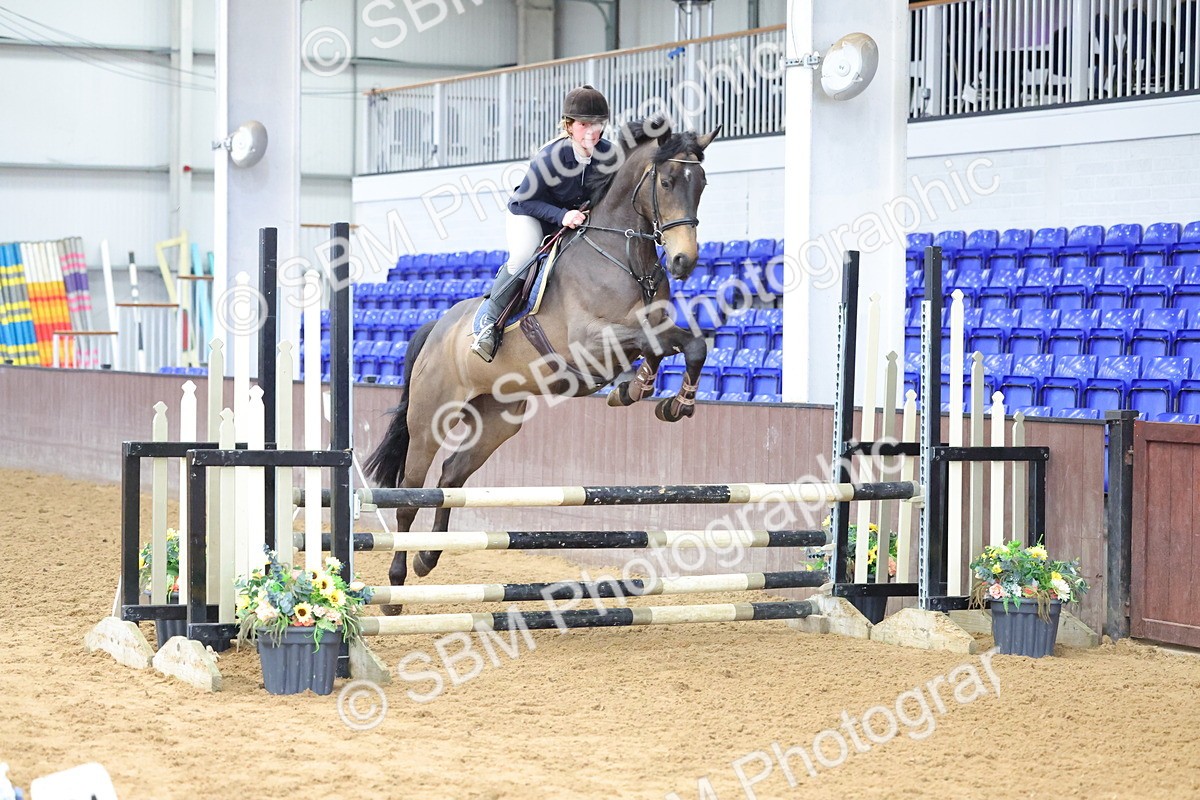 SBM_009686 - Class 20 - Senior British Novice/ 90cm Open - First Round (0.90m)