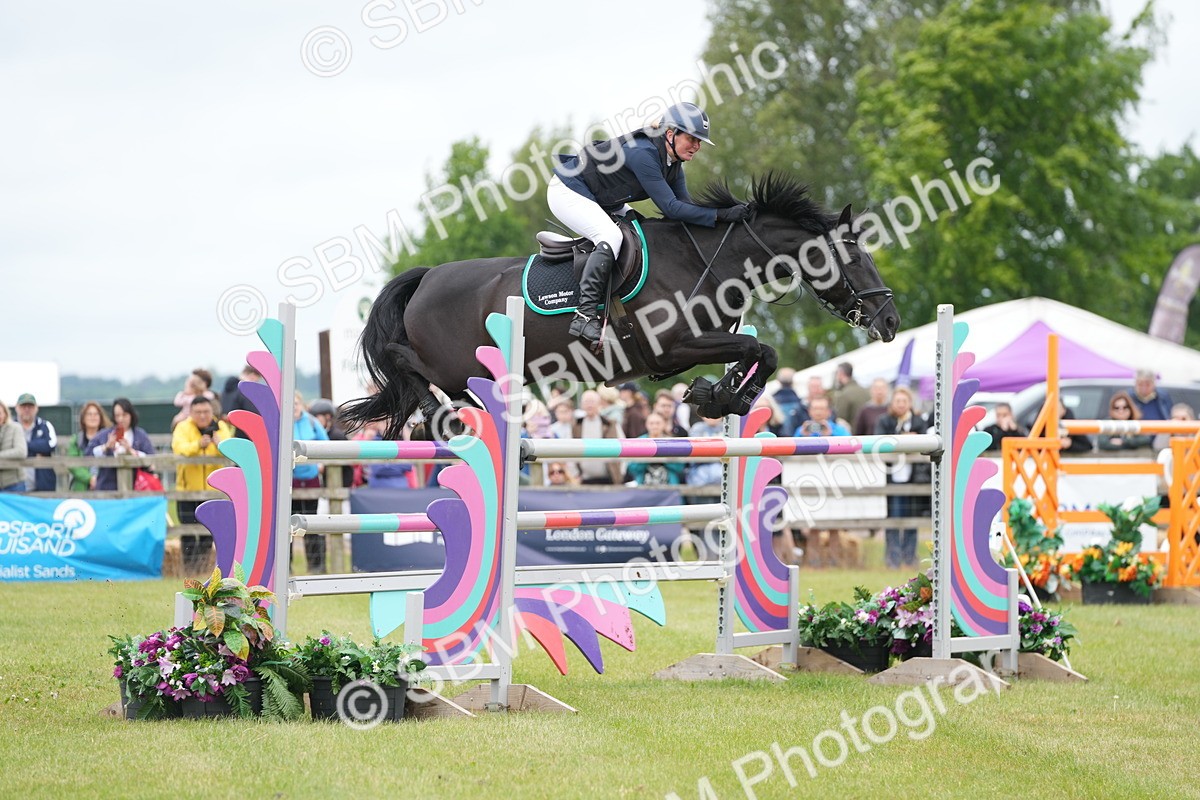 SBM_03140 - Class 201 - British Horse Feeds Speedi Beet Horse of the Year Show Grade  C