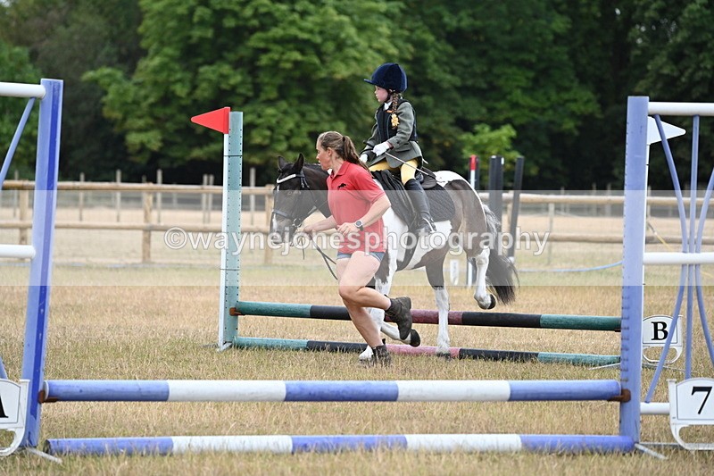 WJ6_9732 - Class 12 Minimus Jumping 45cm