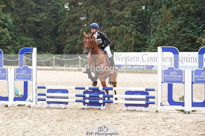 250824A-120104-35786 - 2083-Lauren.Dawson-Bay.Bui.Shadow