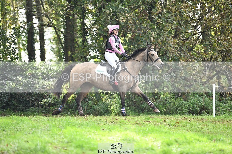 231021-153348-19529 - 498-SILVERLININGS.APHRODITE-Emily.Dobson-SC+XC