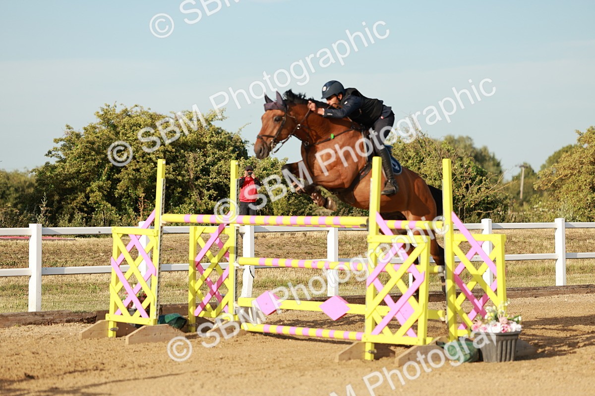 SBM_008987 - Class 6 - National 1.30m 1.40m Open Handicap