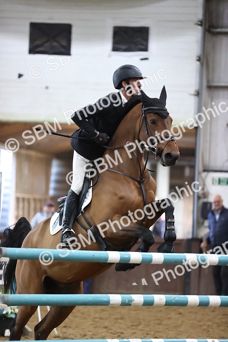 SBM_003929 - Class 12 - Senior Foxhunter 1.20m