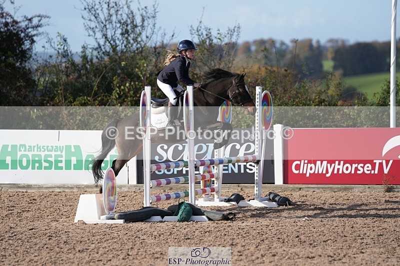 251025-115213-00211 - Cls 8 Pony Winter Pearl Champ Qualifier