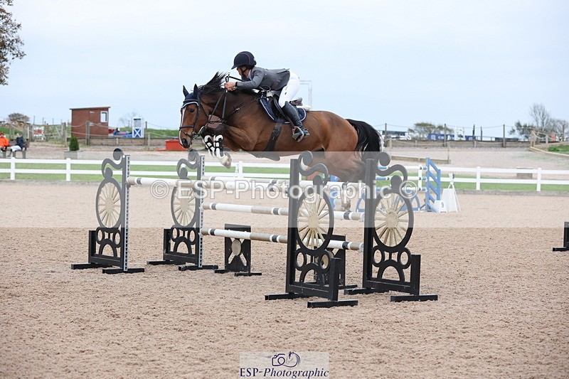 241101A-152911-02999 - FRI Cls 7 Blue Chip Grade B&C Jump Off