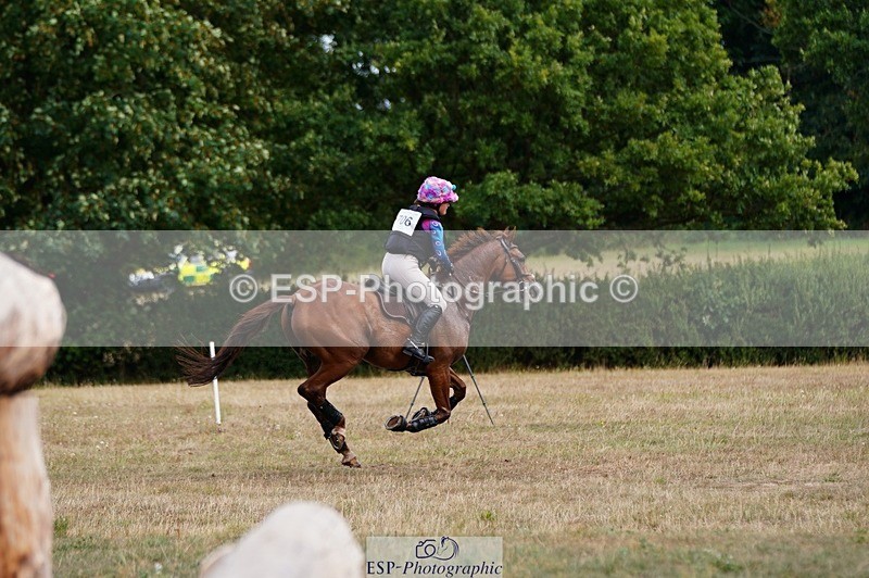 250803A-151454-16485 - P-706-Tichy.Sanders-A.MOMENT.IN.TIME