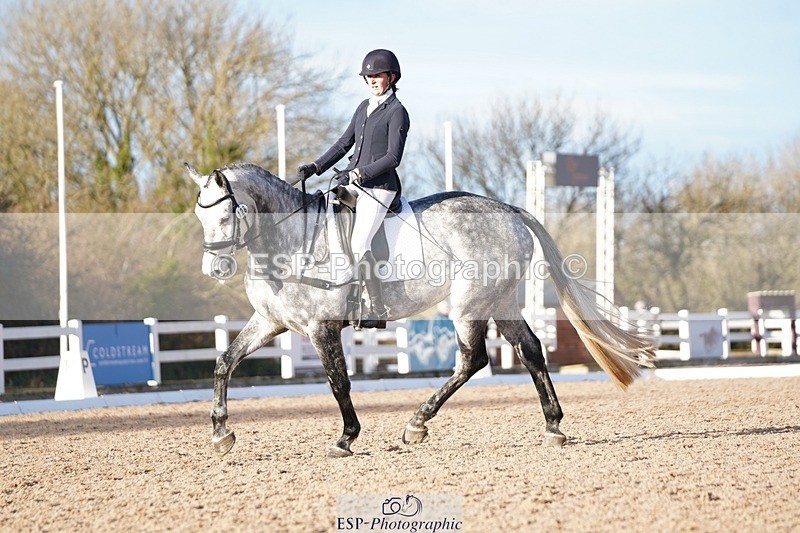 241214-151722-02140 - 128-Jess.Elliott-MGH.Cassira