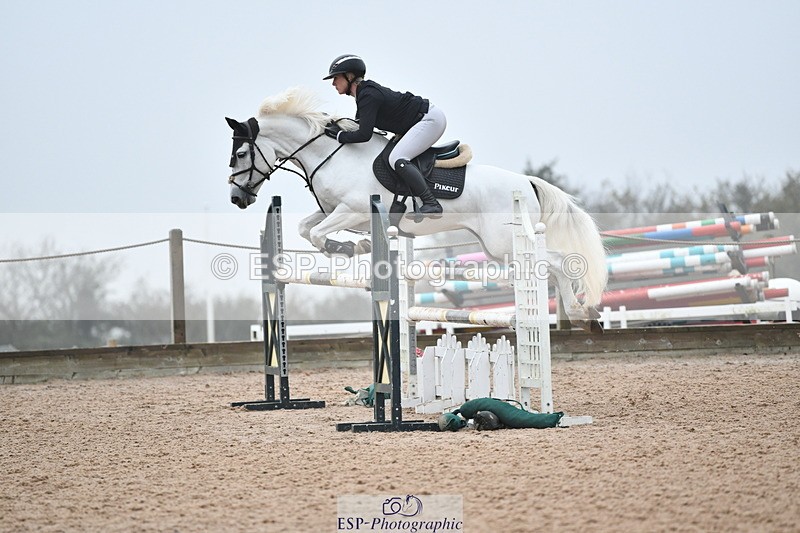 241102A-145727-05977 - SAT Cls 11 Snr 1.05m