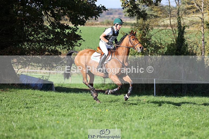 241025-144221-09135 - 233-Padraig.Mccarthy-LADY.OPHELIA