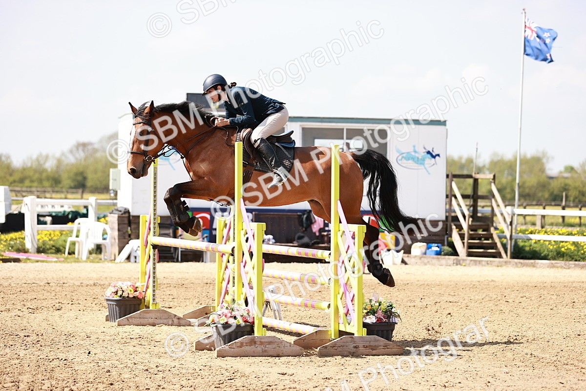  - Class 23 - Senior 1.05m