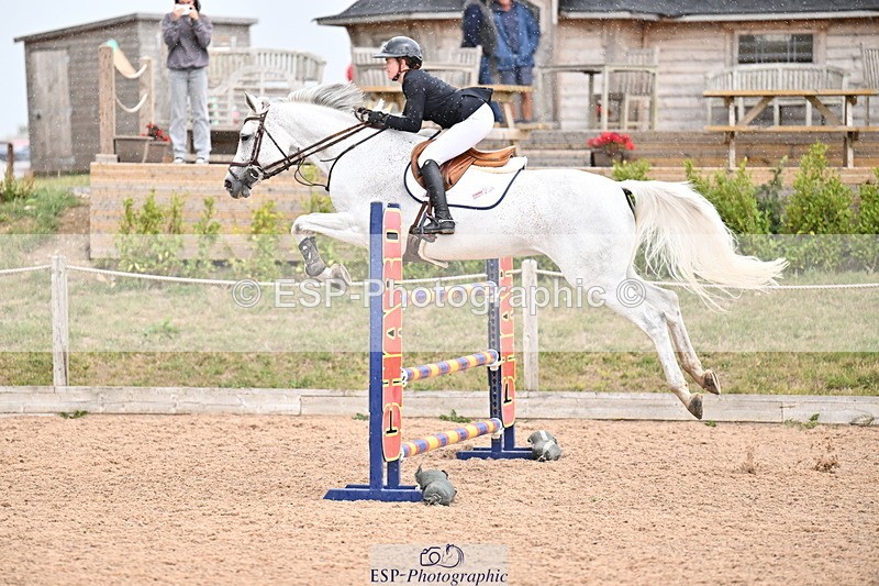 250827B-142854-00744 - Cls 6 Snr Fox 1.20m & Cls 7 1.30m