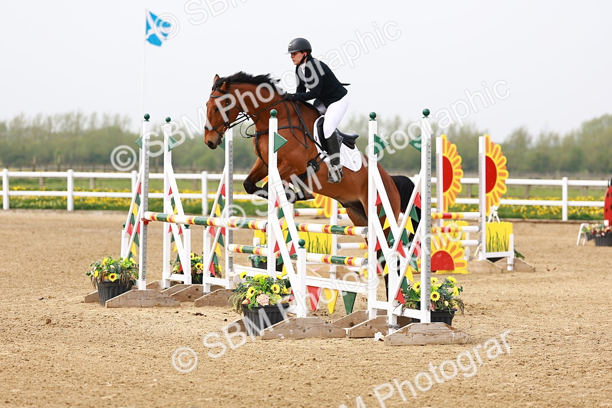  - Class 17 - Senior 1.05m