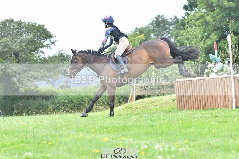 240803-113626-03247 - 109-Harriet_Parkes-JUST_HENNY