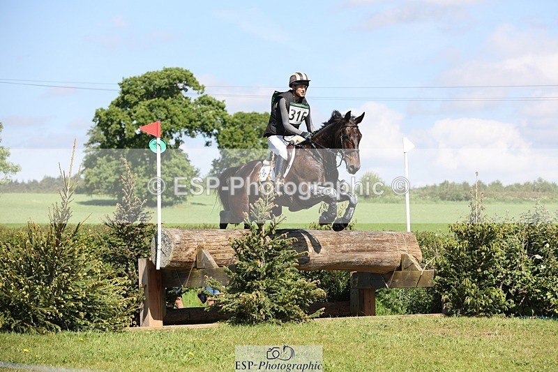 240525-100649-11924 - 316-LB_METTAPHOR-Tom_Rowland