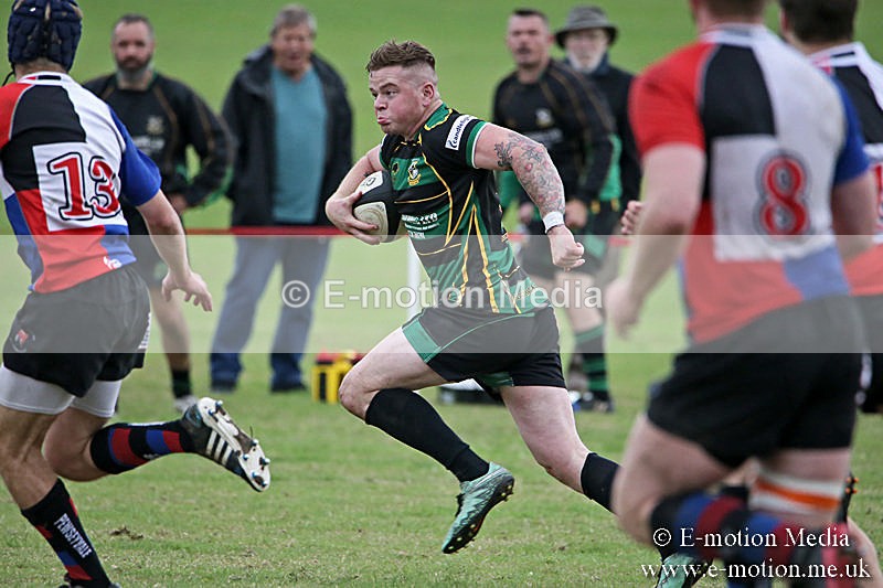 RU290919-0218 - Pewsey Vale RFC v Westbury RFC 28/09/19