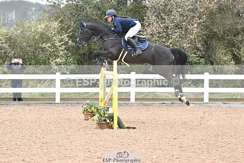 240406A-153110-04149 - Cls 17 National 1.30m Open