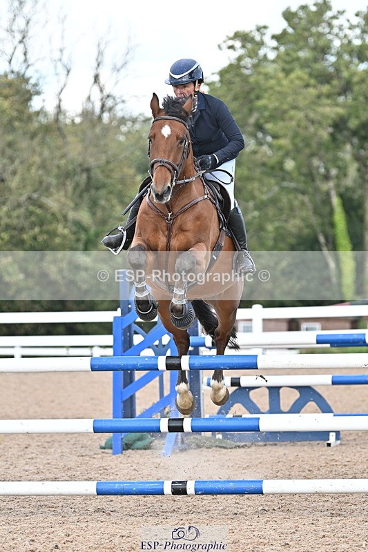 241005A-124353-03811 - SAT Cls 18 1.05m Amateur Quali
