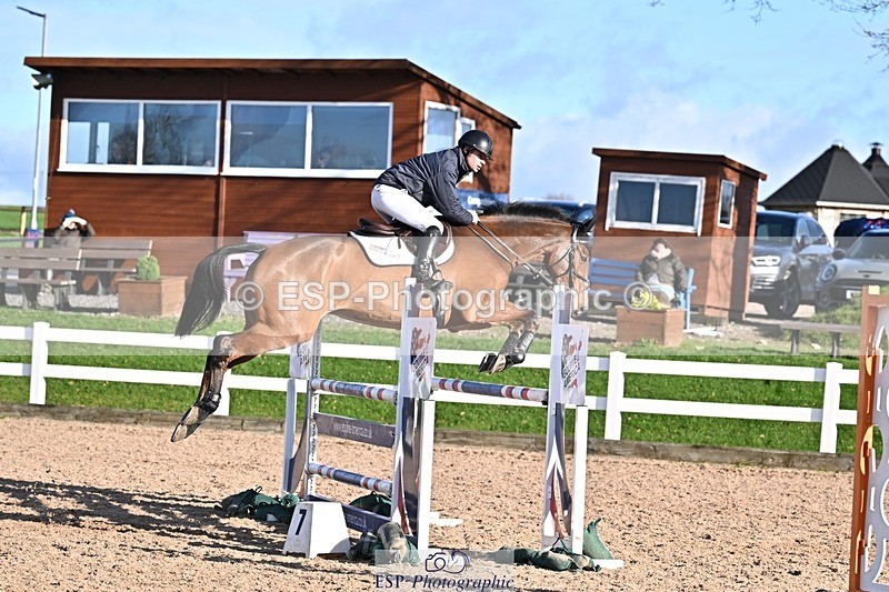 251119-132714-00465 - Cls 4 Newcomers and 1.10m Open