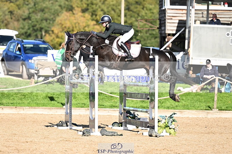 251024A-123431-10388 - C-230-Ciara.O.Connor
