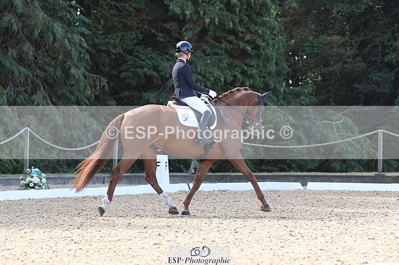 250809A-100909-02519 - 074-Robyn.WalkerSt.Giles.Voila