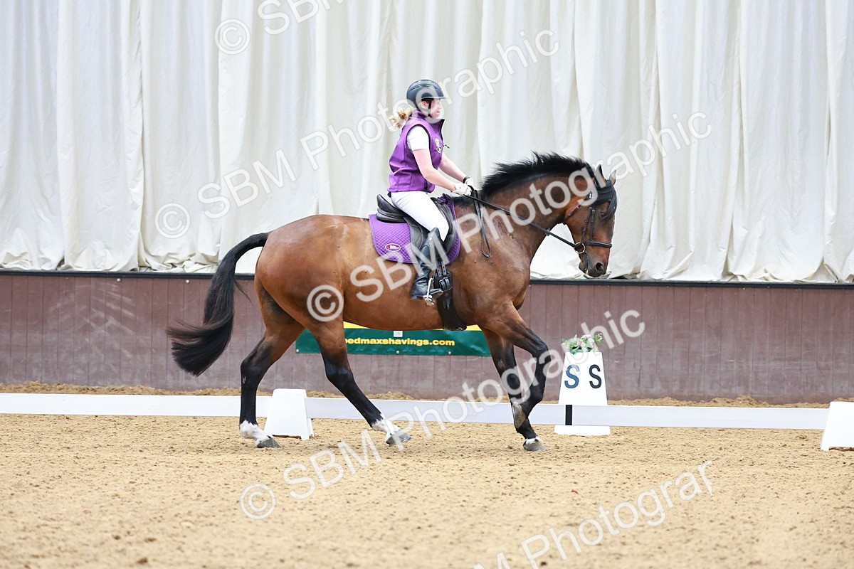SBM_002312 - Novice 4 - Warm Up