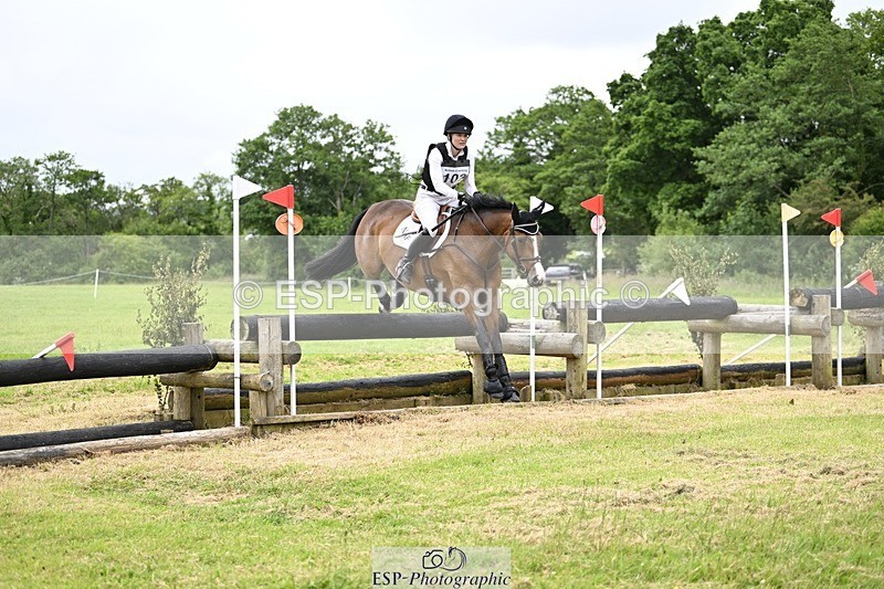 240623-094547-00820 - BE 90 XC 09-35 tro 10-30