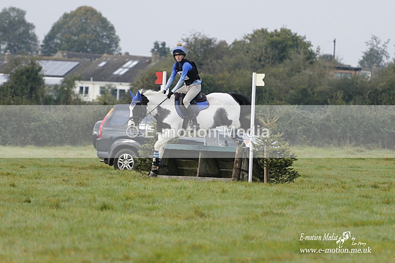 WWHT 171021 0662 - Novice Restricted (0.80m)  17/10/21