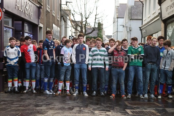 AA076298 - New Years Boys Ba'