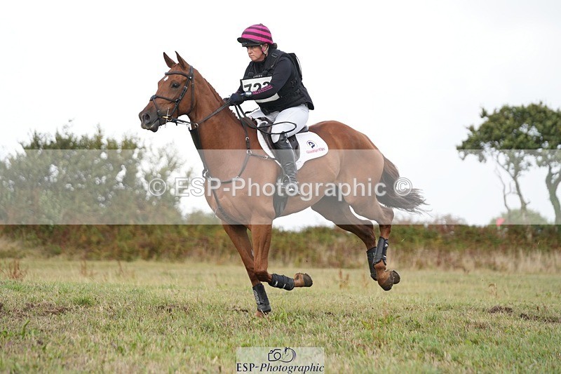 250831-154031-12065 - O-723-Lizzie.Luxton