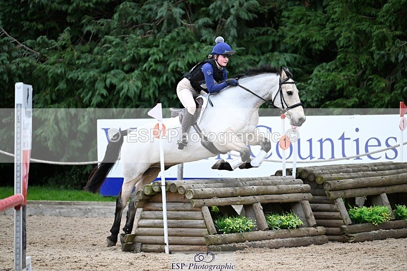 241117-144038-04677 - Cls 3 90-95cm 14.00 to 15.00