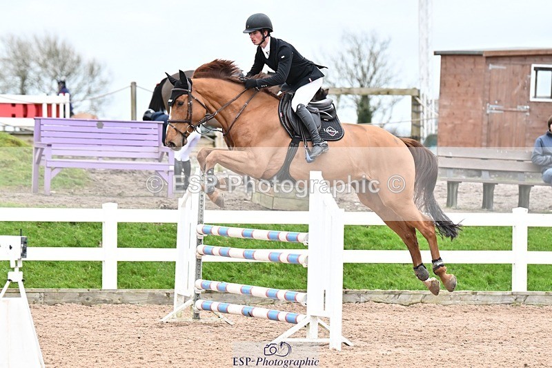 250112-125142-01305 - Cls 20 Newcomers and 1.10m Open