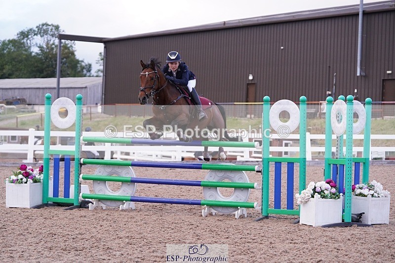 250628-203658-08631 - Cls 26 Pony Foxhunter & 1.10m Open