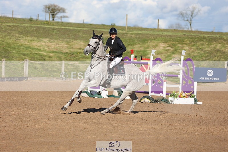 240419A-172909-09821 - Cls 10, 2 Star Big Tour 145cm  Break to End