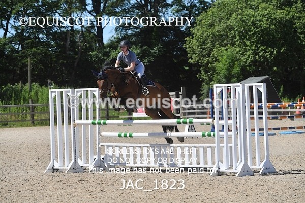JAC_1823 - CLASS 6 Senior Foxhunter/ 1.20m Open