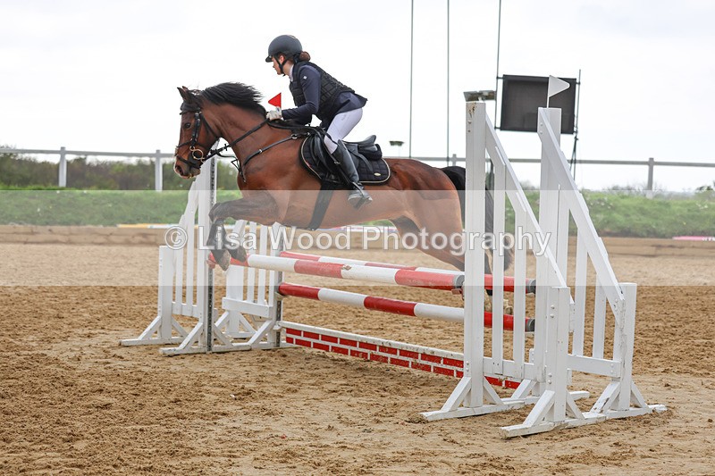 3E7A4972 - Class 12: Pony British Novice/80cm open