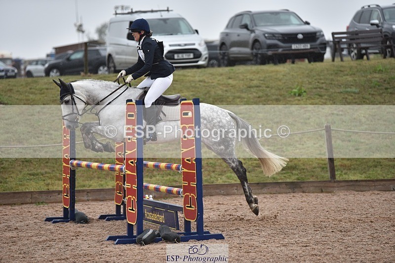 250830-102238-00140 - A-003-Kate.Darby