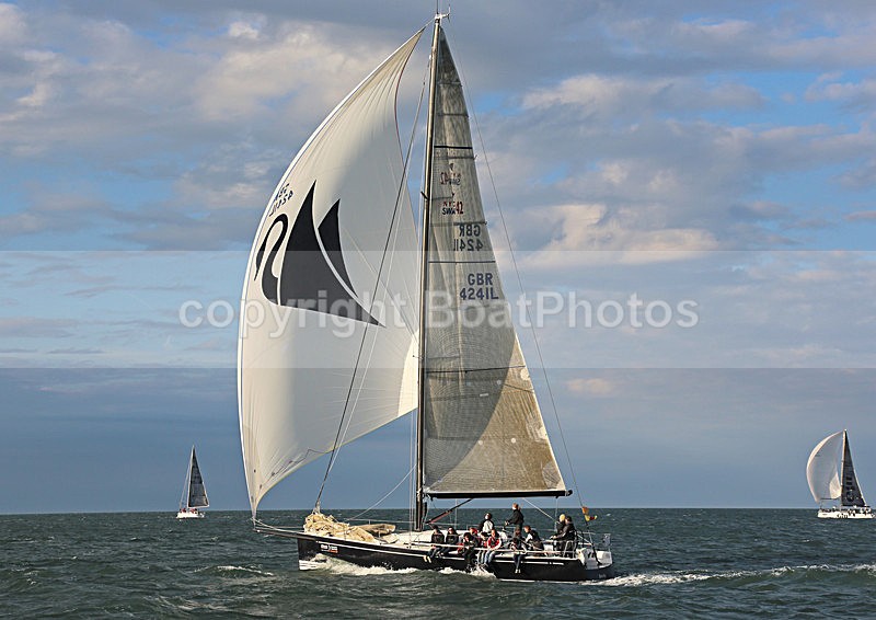 130601 GBR4241L WT7A7118 - ROUND THE ISLAND RACE - 1st June 2013