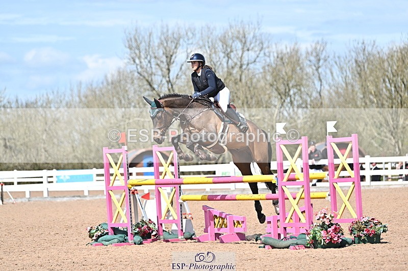 240418A-132922-03488 - Cls 13, 1 Star Bronze Tour 1.10m