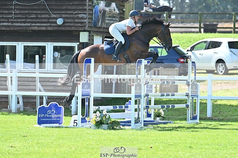 230909-112506-05177 - Cls 11 Snr Foxhunter & 1.20m Open