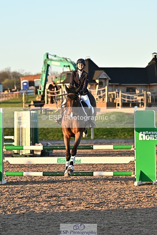 250401-191306-00930 - 90cm Classes