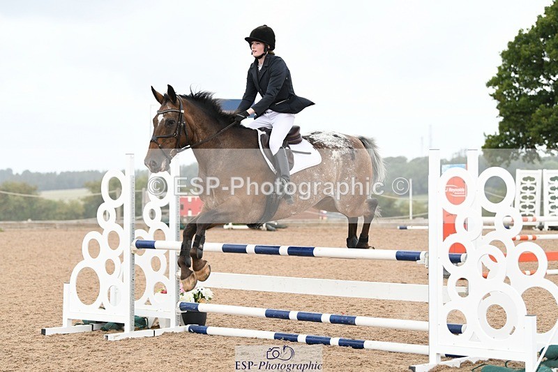 250807-114830-00819 - 1m Round 1