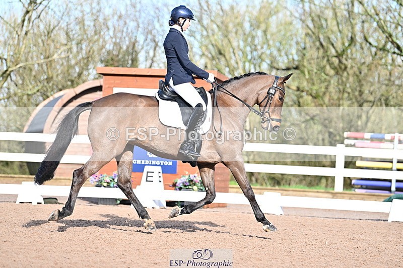 240218A-110222-05773 - 131-Lauren.Burrows-Active.Vogue