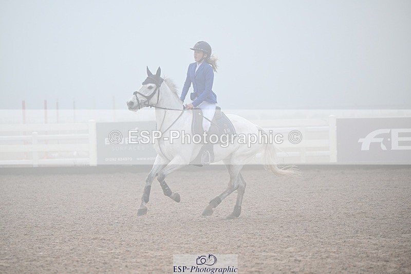 251115-105846-00167 - Cls 8 Pony Discovery and 90cm Open
