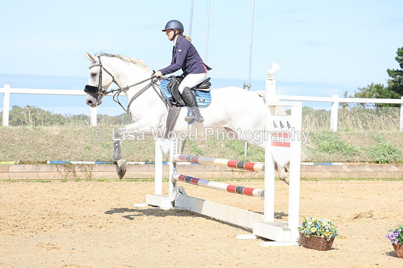 3E7A1033 - Class 4: Senior British Novice/90cm open