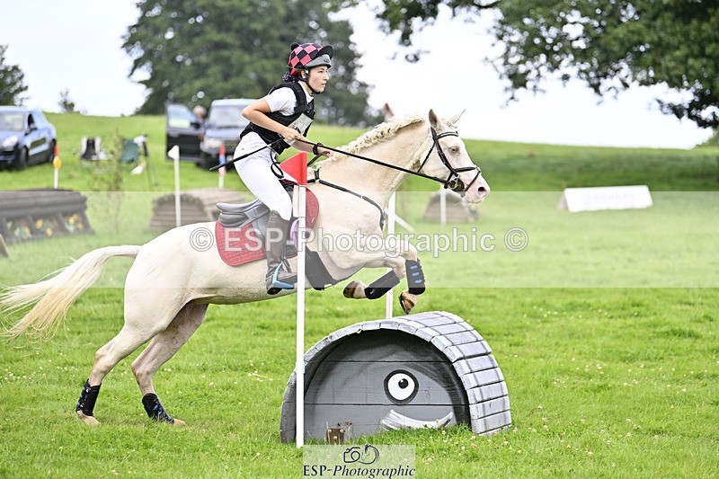 240804-162744-17969 - 614-Jessica_Lee-TULLY_FLOWER