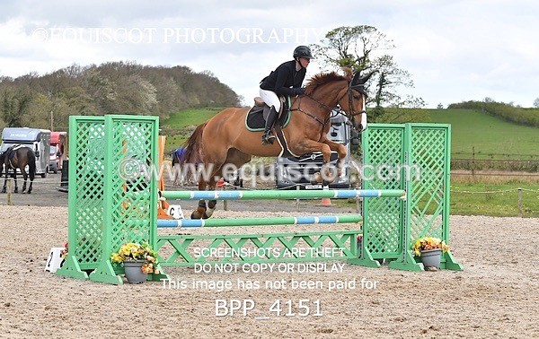 BPP_4151 - CLASS 6 FRI Senior Newcomers/ 1.10m Open